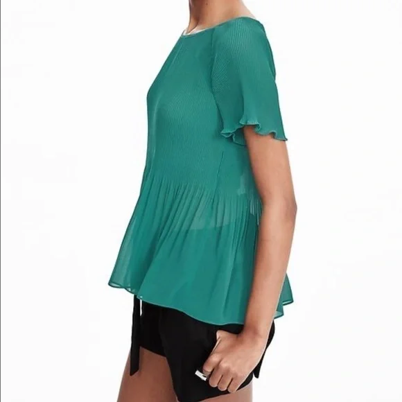 New - BR pleat top - Picture 3 of 3